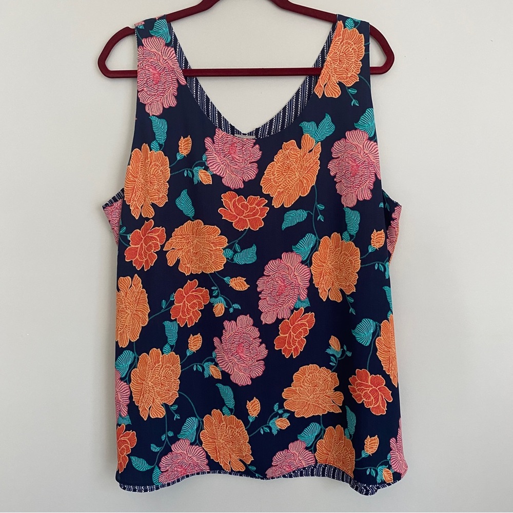 NWT Reversible Chico’s Floral to Geo Stripe Tank Top Size 20